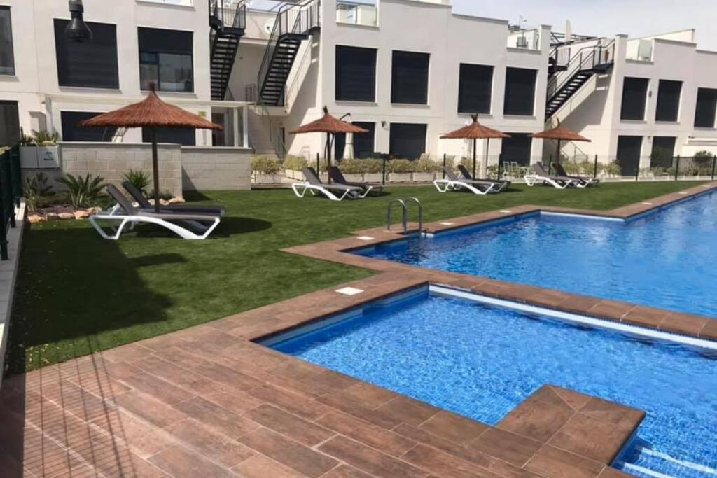 Fun Holiday Apartment Punta Prima Torrevieja Buitenkant foto